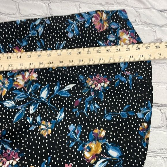 By & By Floral Polka Dot Peasant V Neck Career Top size 2X - Picture 13 of 13